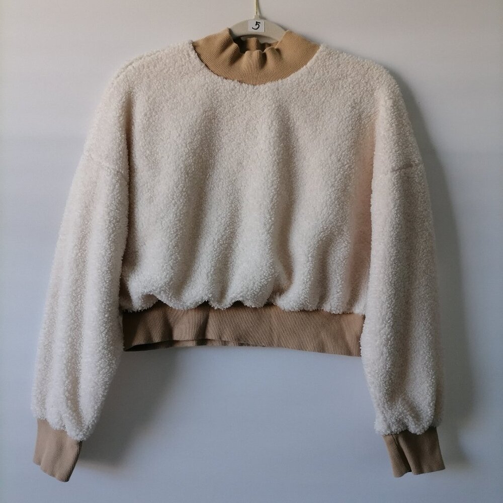 Fabletics White Drop Shoulder Malia Polar Sherpa Fleece Pullover Sweatshirt Sz S